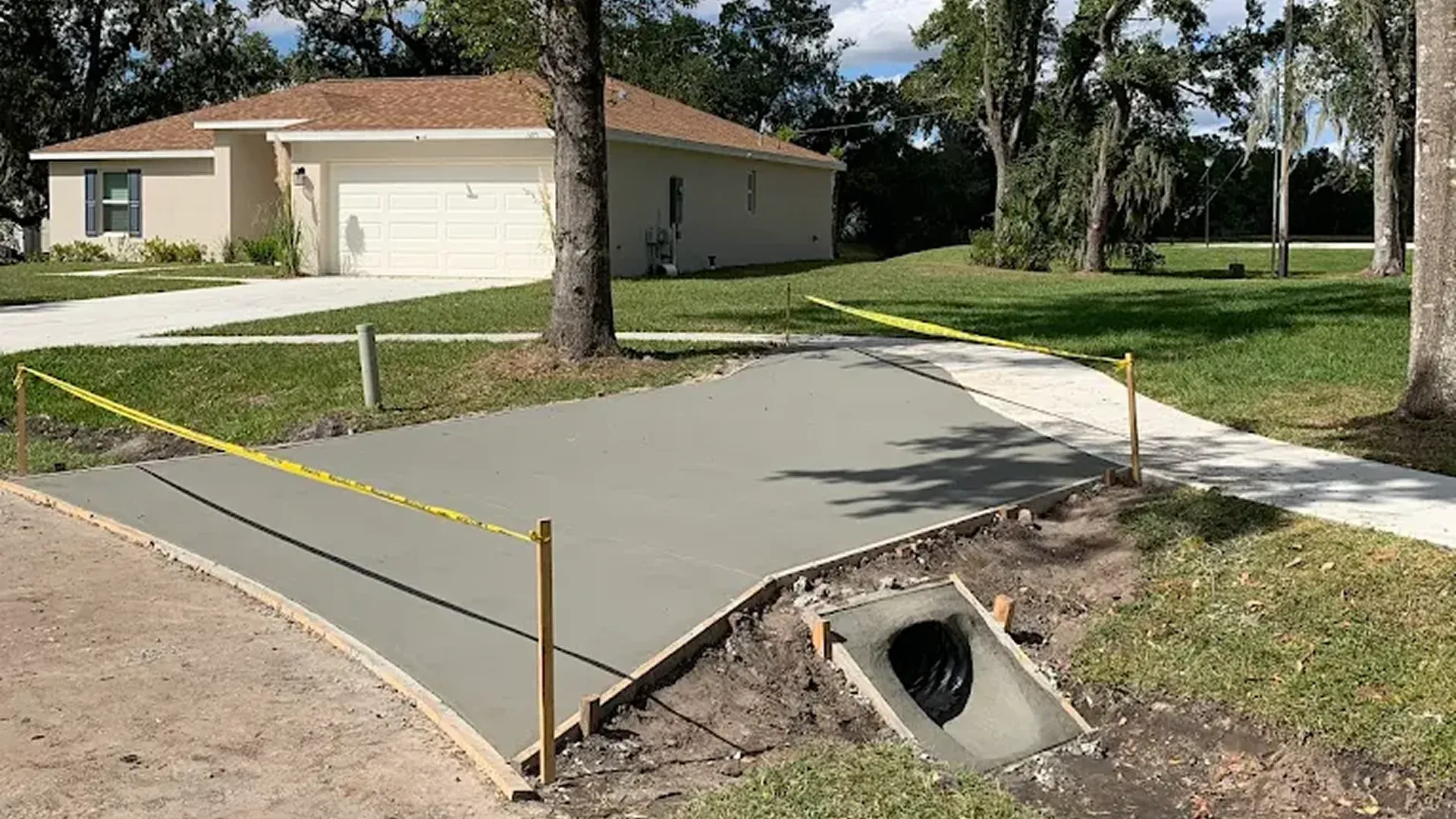 Concrete work Hillsborough County rebar placement before pour residential driveway